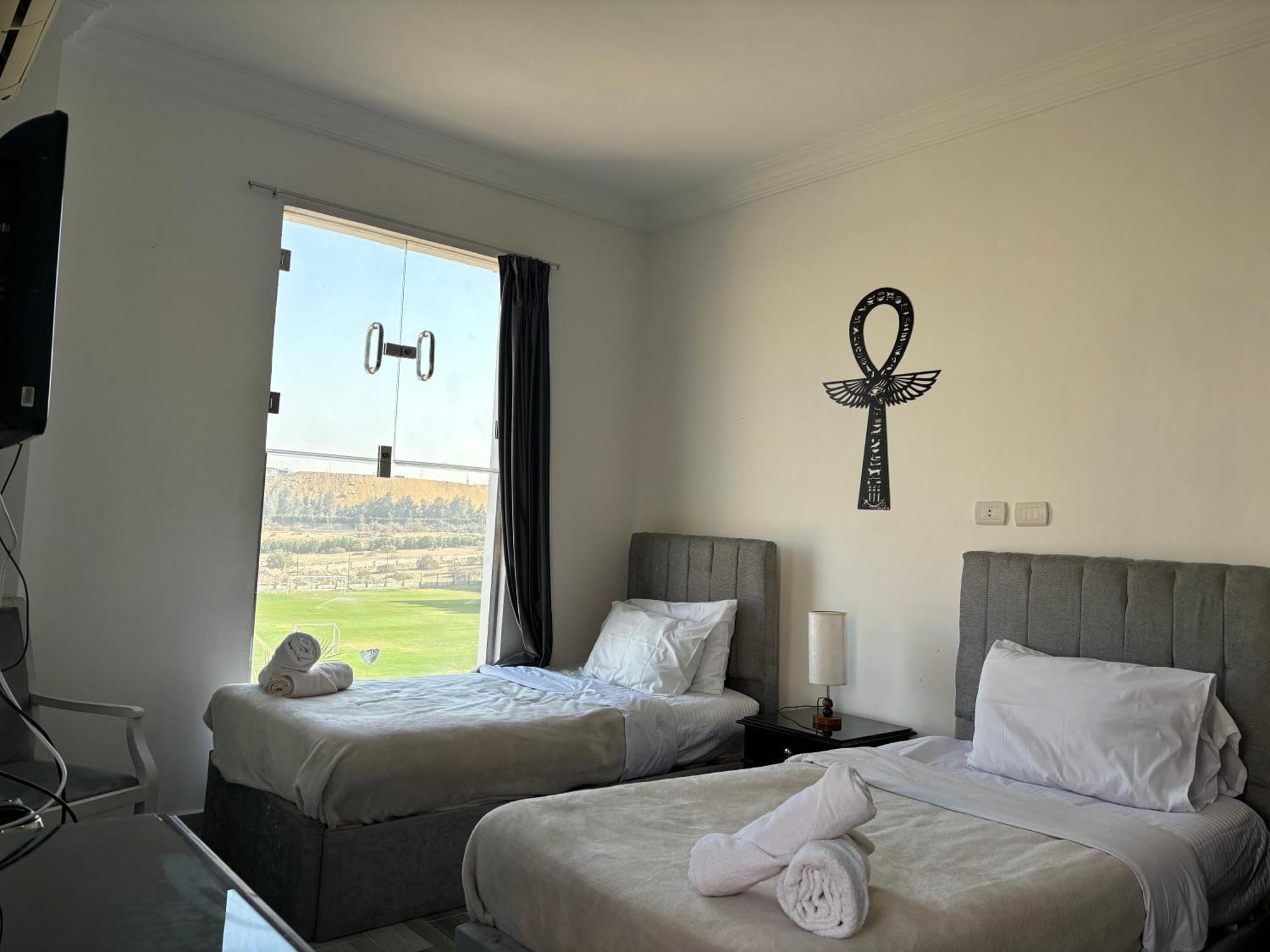 K Boutique Hotel Medspa-Pyramids & Grand Egyptian Museum Ghatati Екстер'єр фото